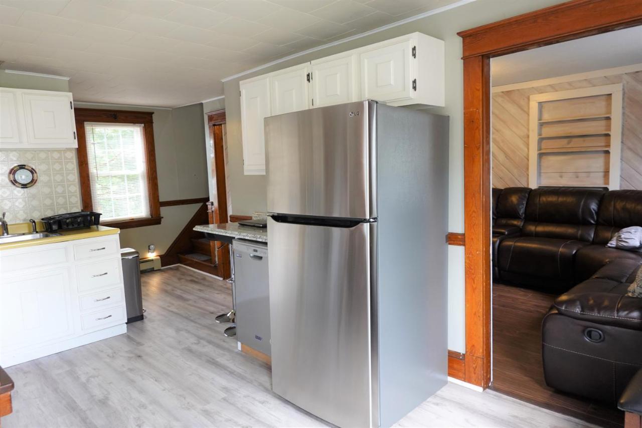 Sunnyside Home Near Sunday River, Black Mountain, Lakes And Hikes Rumford Екстериор снимка