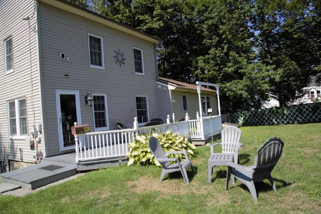 Sunnyside Home Near Sunday River, Black Mountain, Lakes And Hikes Rumford Екстериор снимка