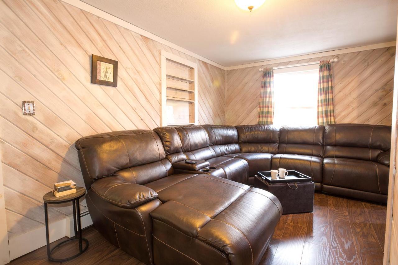 Sunnyside Home Near Sunday River, Black Mountain, Lakes And Hikes Rumford Екстериор снимка